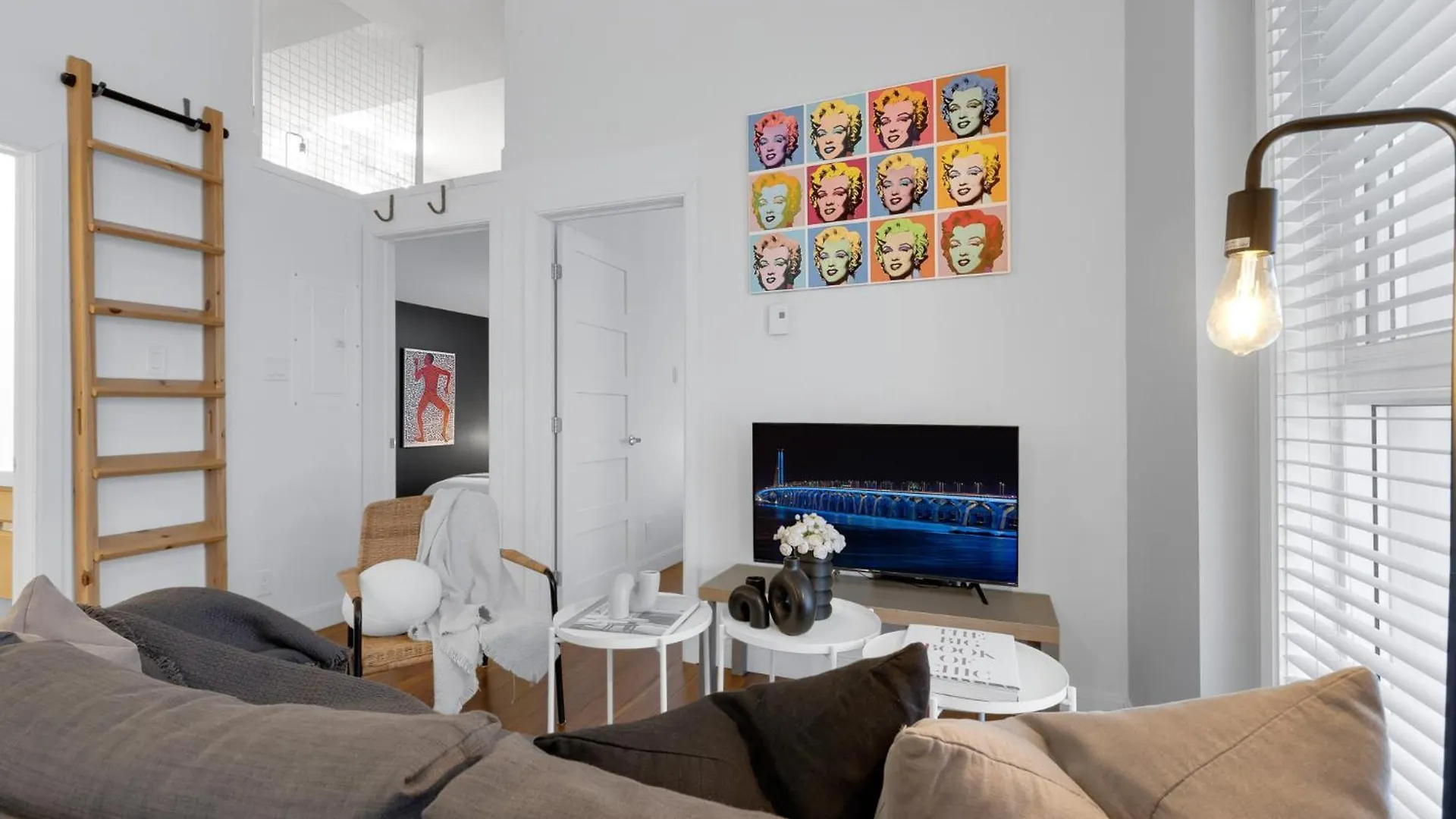 Liv Mtl Main Aparthotel Montreal