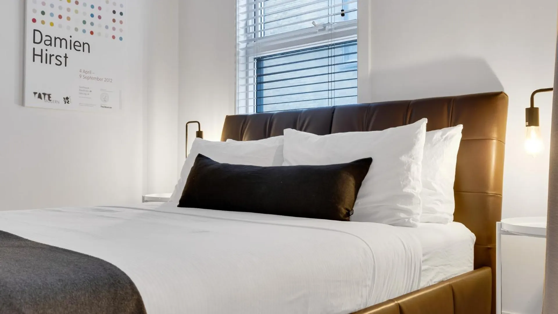 Liv Mtl Main Aparthotel Montreal