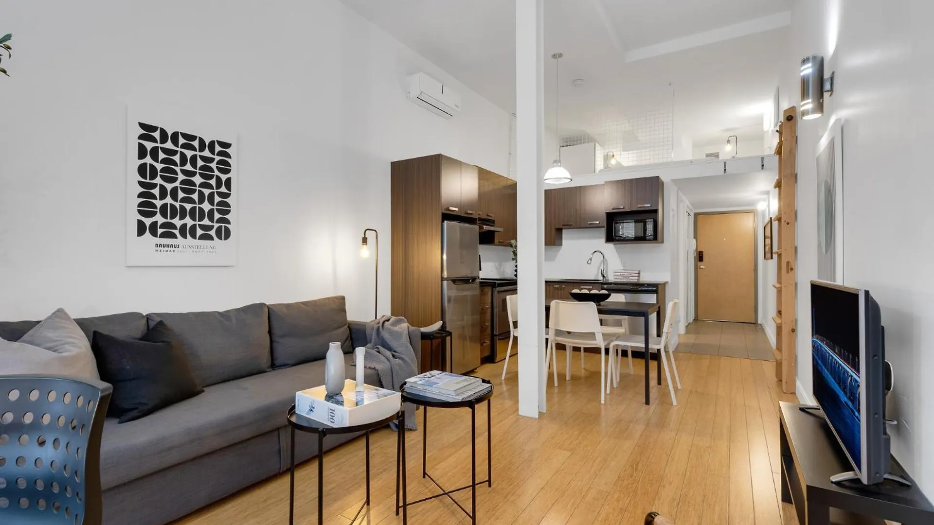 Liv Mtl Main Aparthotel Montreal